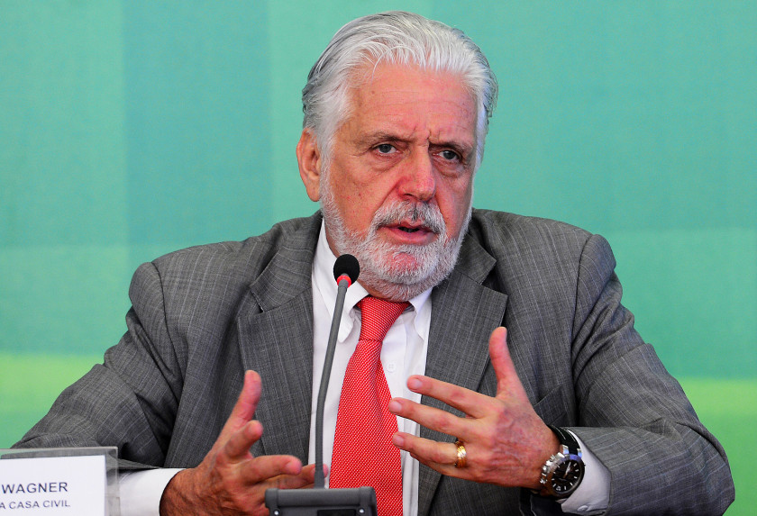 Jaques Wagner irrita integrantes do Planalto