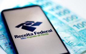 Receita paga 2&ordm; lote da restitui&ccedil;&atilde;o do IR 2026 nesta ter&ccedil;a‑feira