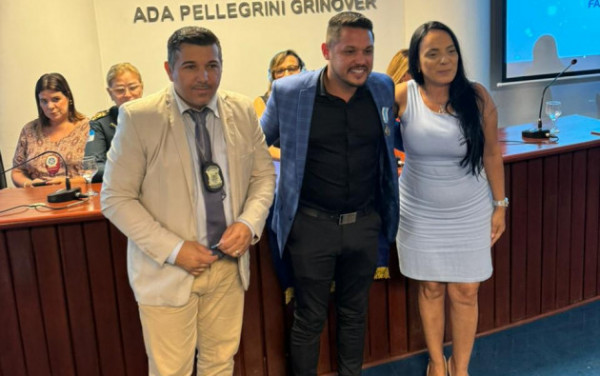 Empres&aacute;rio carioca &eacute; condecorado Embaixador da Paz no Brasil pela AIEB