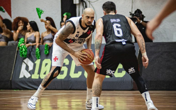 R10 Score Vasco da Gama abre venda de ingressos para o jogo contra o Cerrado, pelo NBB