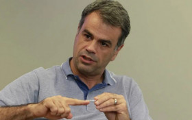 Coluna Magnavita | A depress&atilde;o de Rog&eacute;rio Lisboa depois de relatar o cavalo selado amarrado na sua porta