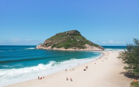 Conhe&ccedil;a a "praia do Guido" no Recreio dos Bandeirantes