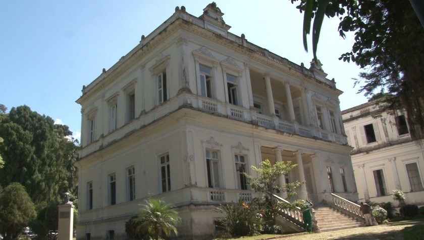 Prefeitura de Petr&oacute;polis acumula sete pend&ecirc;ncias no CAUC