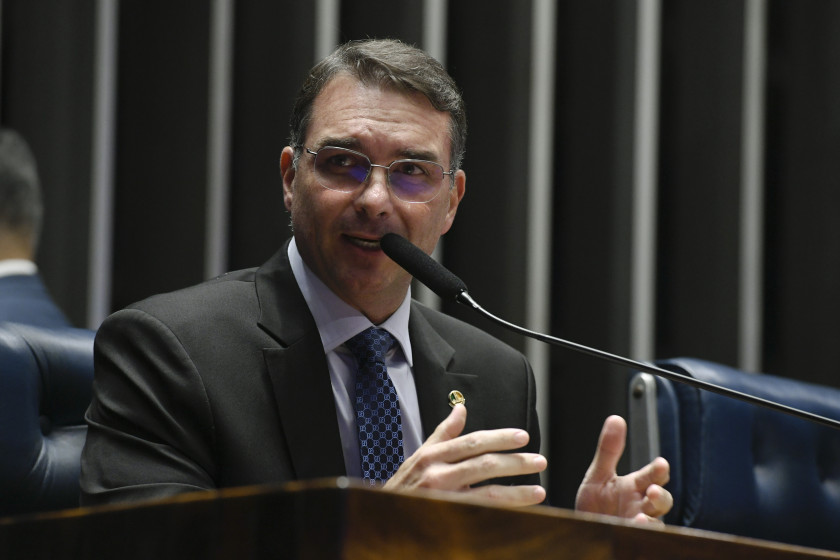 A vers&atilde;o capenga de Fl&aacute;vio