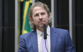 Zeca Dirceu: deputados est&atilde;o mudando voto na 6x1 por press&atilde;o popular