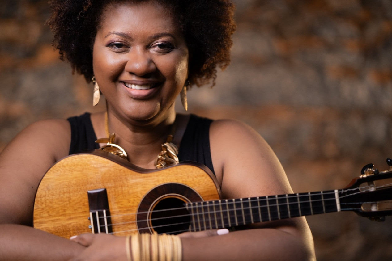 Nilze Carvalho faz anivers&aacute;rio no Blue Note