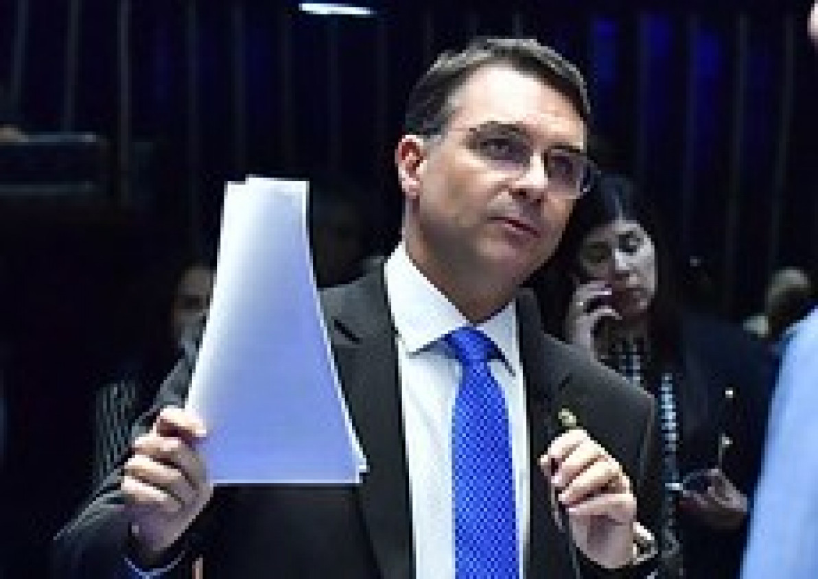 Entre mordidas e assopros