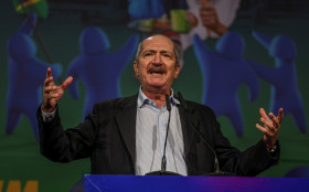 Aldo Rebelo diz que Lula depende do STF para sustentar governo
