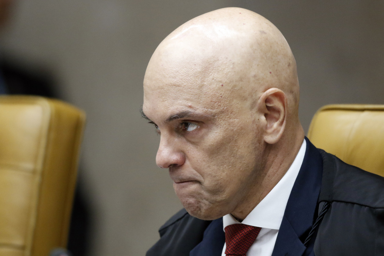 Moraes chama investiga&ccedil;&atilde;o de "vingan&ccedil;a" e nega favorecimento a Vorcaro antes de julgamento no STF
