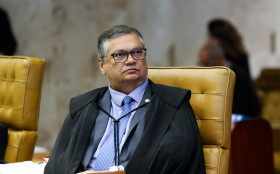 Fl&aacute;vio Dino nega habeas corpus a Deolane Bezerra