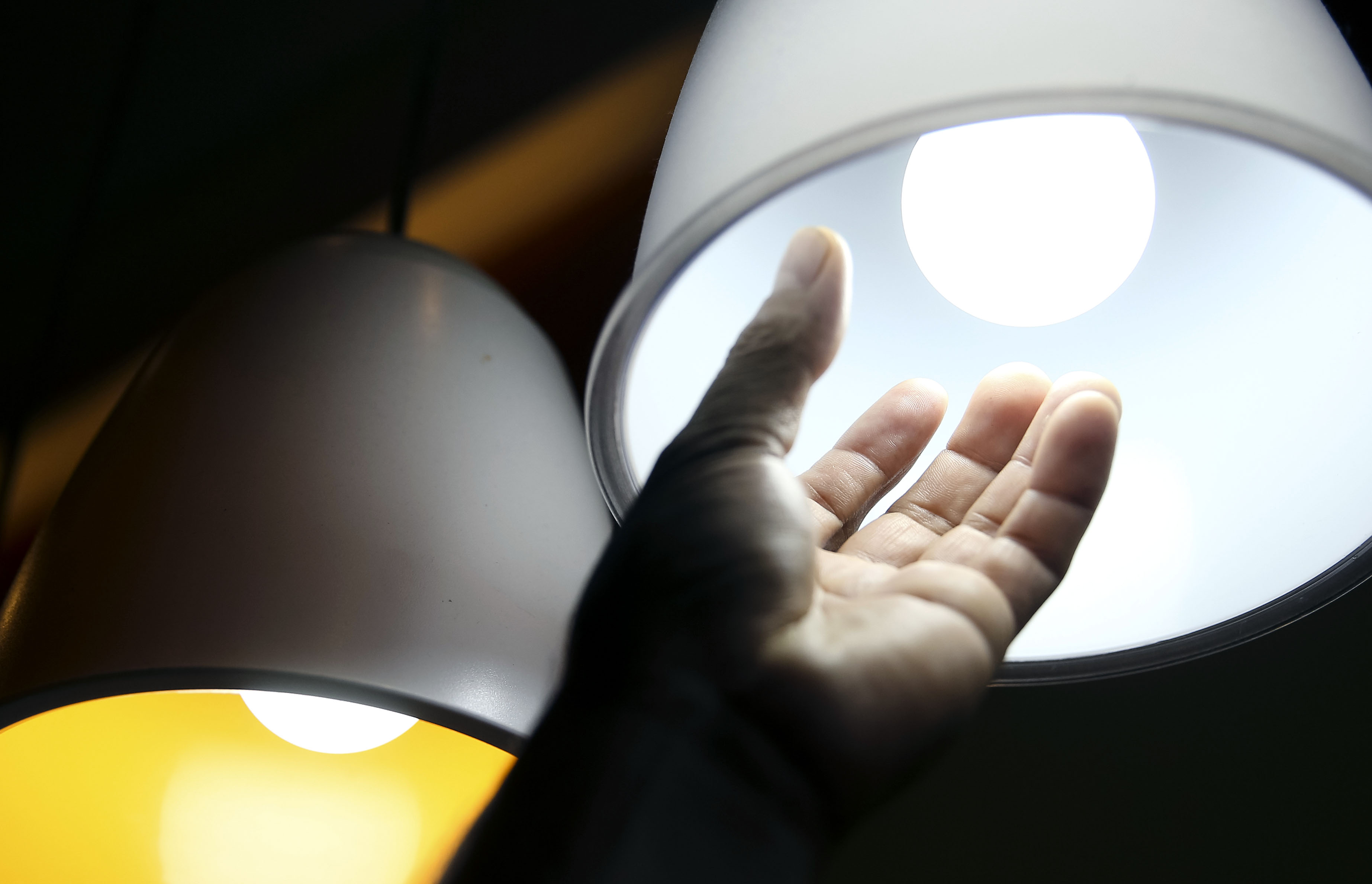 Conta de luz fica mais cara e infla&ccedil;&atilde;o acelera em setembro