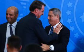 Moraes manda devolver celulares e computadores apreendidos de ex-ministro de Bolsonaro