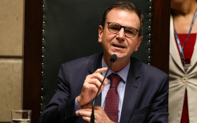 Coluna Magnavita | Corte de Couto cria saia justa para Eduardo Paes