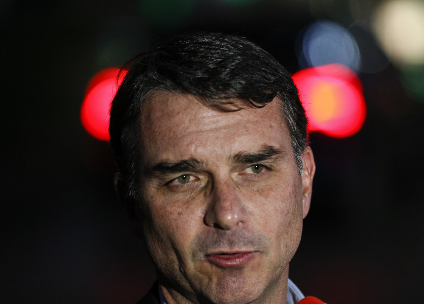 A hora e a vez de Fl&aacute;vio Bolsonaro