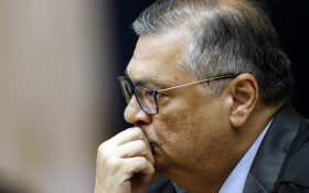 Fl&aacute;vio Dino diz ter sido amea&ccedil;ado em aeroporto de S&atilde;o Paulo