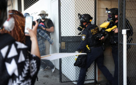 Ap&oacute;s novas mortes de imigrantes, ICE ter&aacute; c&acirc;meras corporais