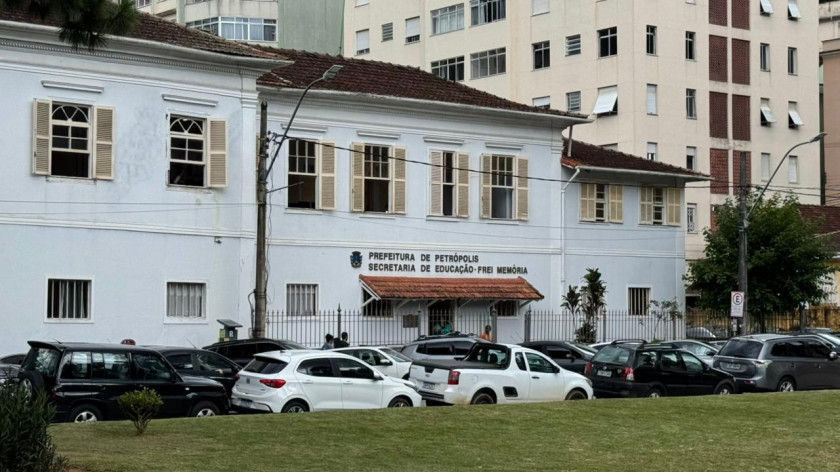 Mais prazo para responder sobre licita&ccedil;&atilde;o milion&aacute;ria