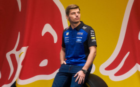 Max Verstappen enfrenta 100 pilotos de kart nesta quarta (16); Saiba onde assistir!