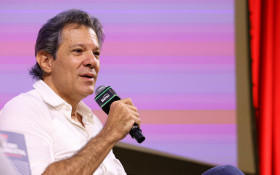 PT aposta em Sabesp e tarifa&ccedil;o para impulsionar Haddad em SP