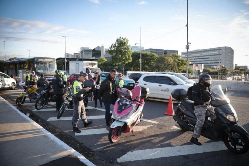 Motos s&atilde;o respons&aacute;veis por 41% de mortes em acidentes