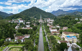Receita de Petr&oacute;polis supera previs&atilde;o, mas indicadores pioram