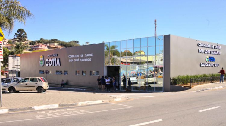 Onze mat&eacute;rias s&atilde;o lidas na 31&ordf; Sess&atilde;o de Cotia