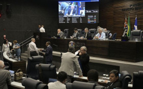 Guarulhos vota projetos sobre trabalhadores e m&atilde;es at&iacute;picas
