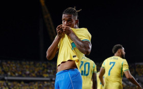 Sele&ccedil;&atilde;o Brasileira tem palestra sobre a arbitragem da Copa