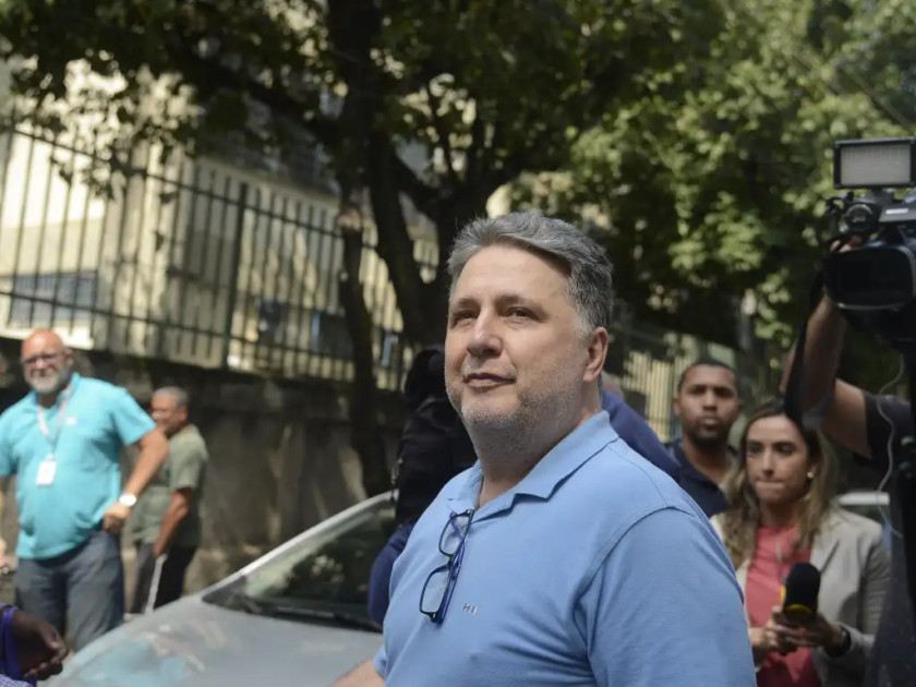 Justi&ccedil;a determina suspens&atilde;o de direitos pol&iacute;ticos de Garotinho