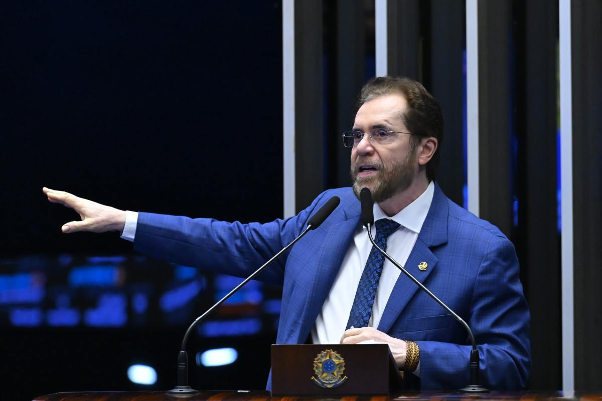 CORREIO BASTIDORES | Relator disse que emenda de Ciro Nogueira 'inoportuna'