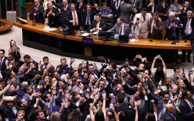 CORREIO POL&Iacute;TICO | A enorme bancada do Banco Master