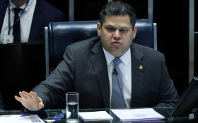 CORREIO POL&Iacute;TICO | Alcolumbre esgotou a caixa de ferramentas?