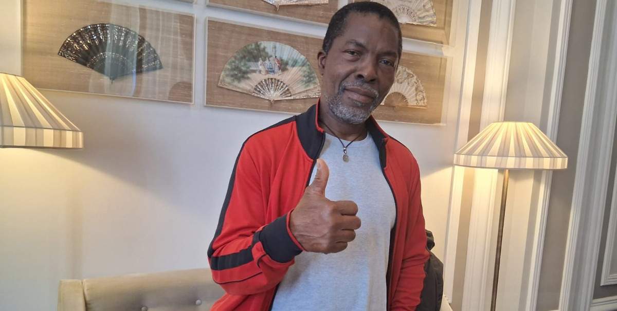 'A &Aacute;frica &eacute; o mundo', diz Isaach De Bankol&eacute;, no j&uacute;ri da Palma de Ouro