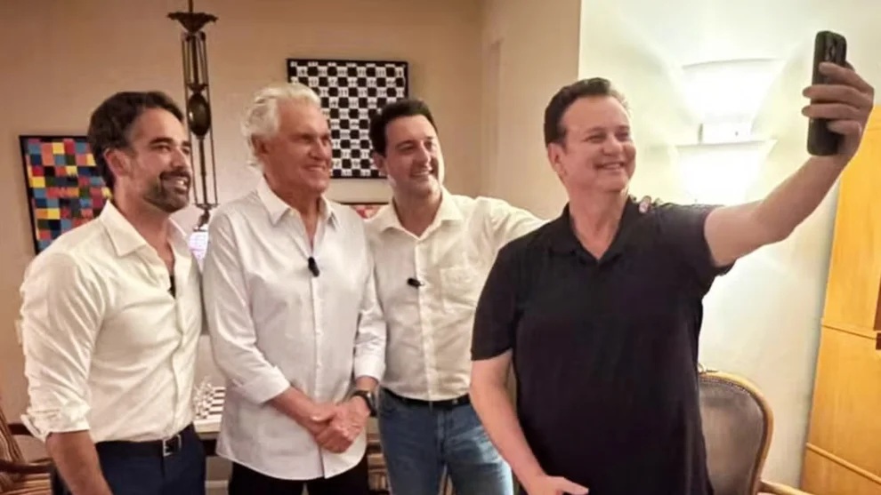 Tr&ecirc;s nomes na disputa presidencial