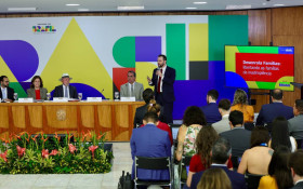 Quaest: Lula estanca queda na corrida eleitoral