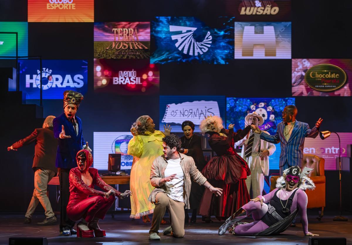 O musical Espelho Mágico conta a história da TV Globo em seus 60 anos