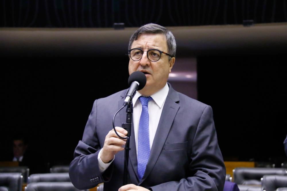 Coluna Magnavita | As 'fortes' liga&ccedil;&otilde;es da Total com a Casa dos Ventos