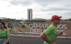 BRASILIANAS | C&acirc;mara dos Deputados faz 200 anos, com corrida de rua
