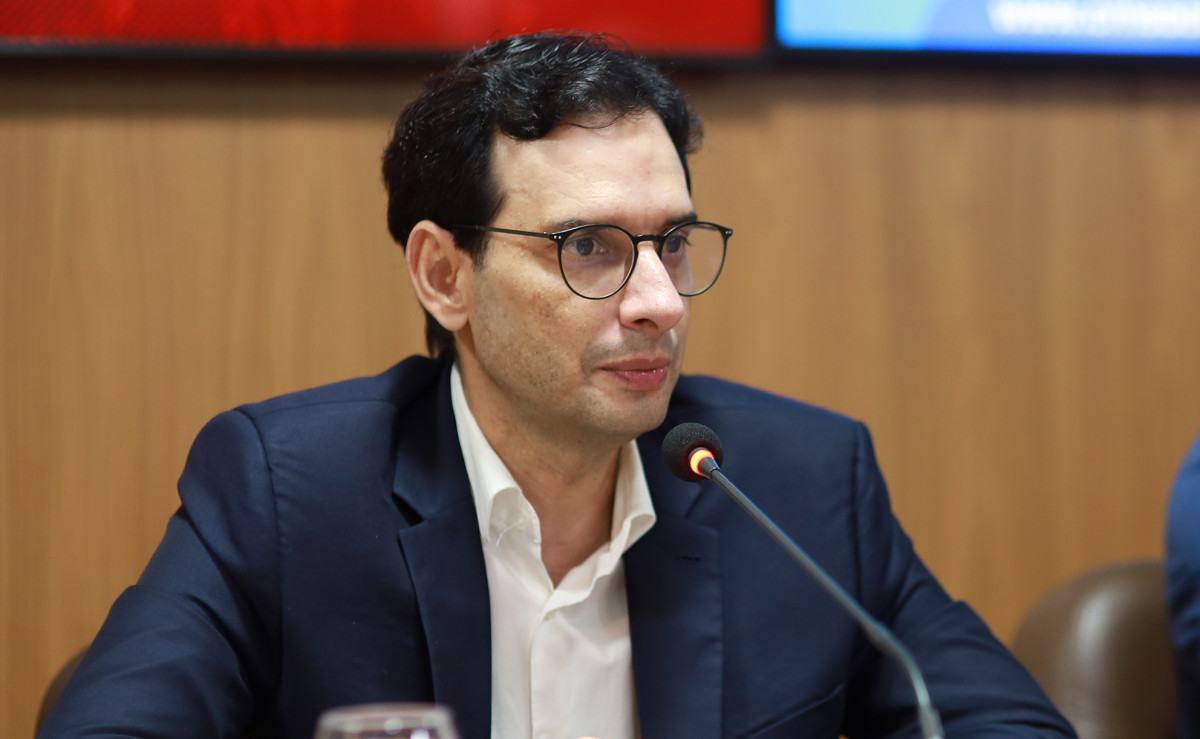 Relat&oacute;rio do fim da escala 6X1 entregue, aberto a mudan&ccedil;as