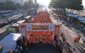 Comlurb promove maratona "Bora Correr!" em Copacabana