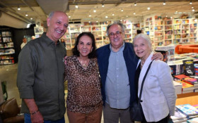 BRASILIANAS | Arruda lan&ccedil;a o livro 'Minhas Esta&ccedil;&otilde;es' e apresenta ao p&uacute;blico 'o seu lado B'
