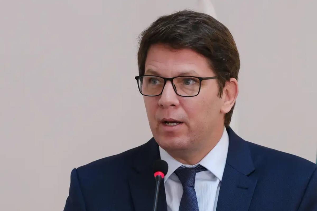 Motta diz a Dino que n&atilde;o autorizou "miss&atilde;o oficial" de M&aacute;rio Frias