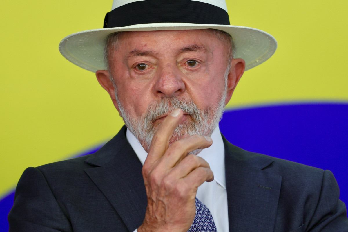 Ap&oacute;s retirada de tumor, Lula inicia radioterapia preventiva