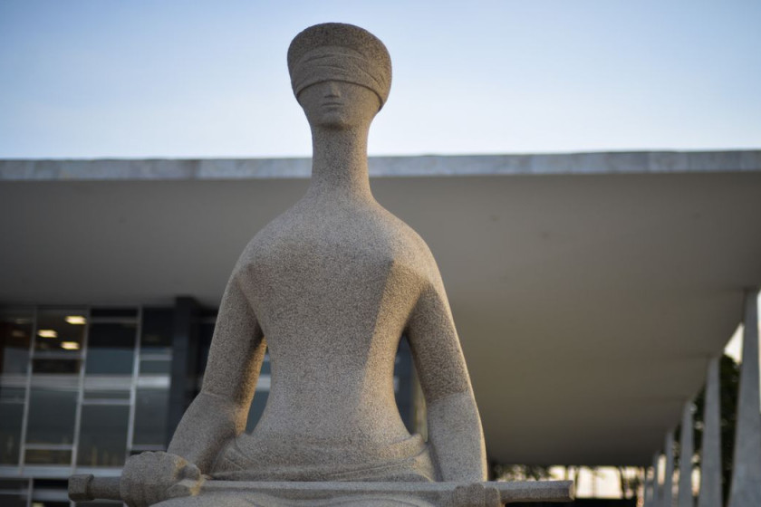Fim de aposentadoria compuls&oacute;ria para ju&iacute;zes