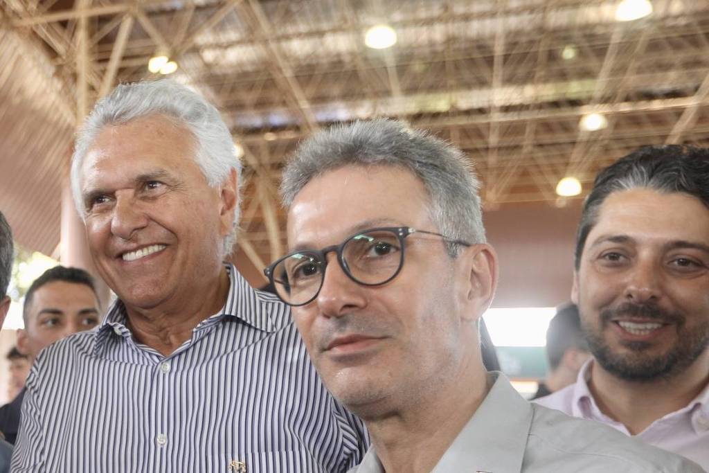 Caiado e Zema ensaiam uni&atilde;o pol&iacute;tica
