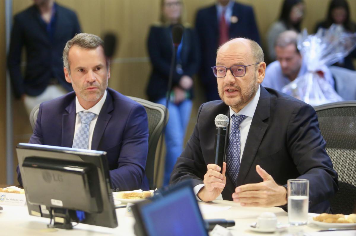 Couto ressaltou que reequilibrando as contas do Estado, terá mais poder de ajuda aos municípios