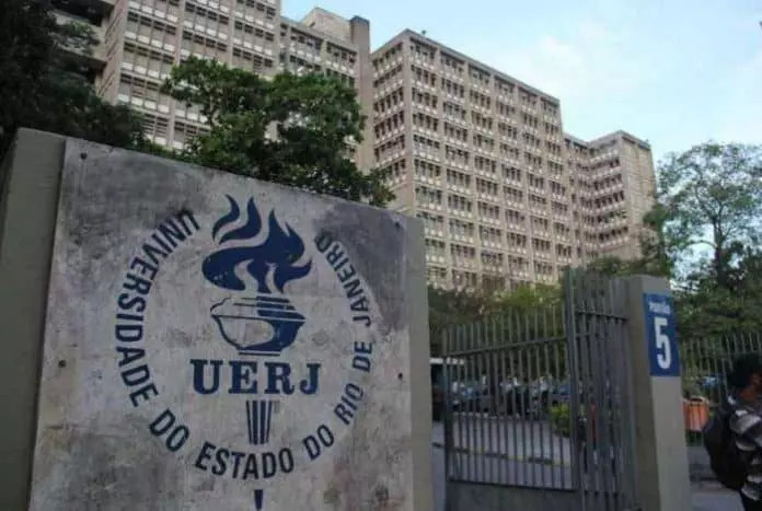 Tri&ecirc;nio aos servidores da UERJ