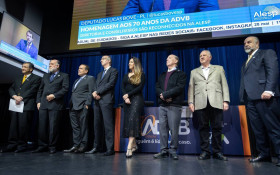 Alesp homenageia ADVB pelos 70 anos de atua&ccedil;&atilde;o nacional
