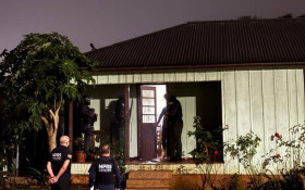 Ainda de madrugada, Minist&eacute;rio P&uacute;blico do Rio Grande do Sul cumpre opera&ccedil;&atilde;o em Liberato Salzano