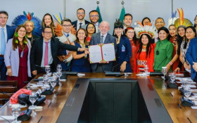 Lula sanciona cria&ccedil;&atilde;o da primeira universidade ind&iacute;gena federal